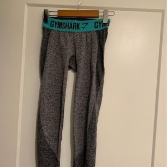 Gymshark grey leggings - Picture 1 of 3
